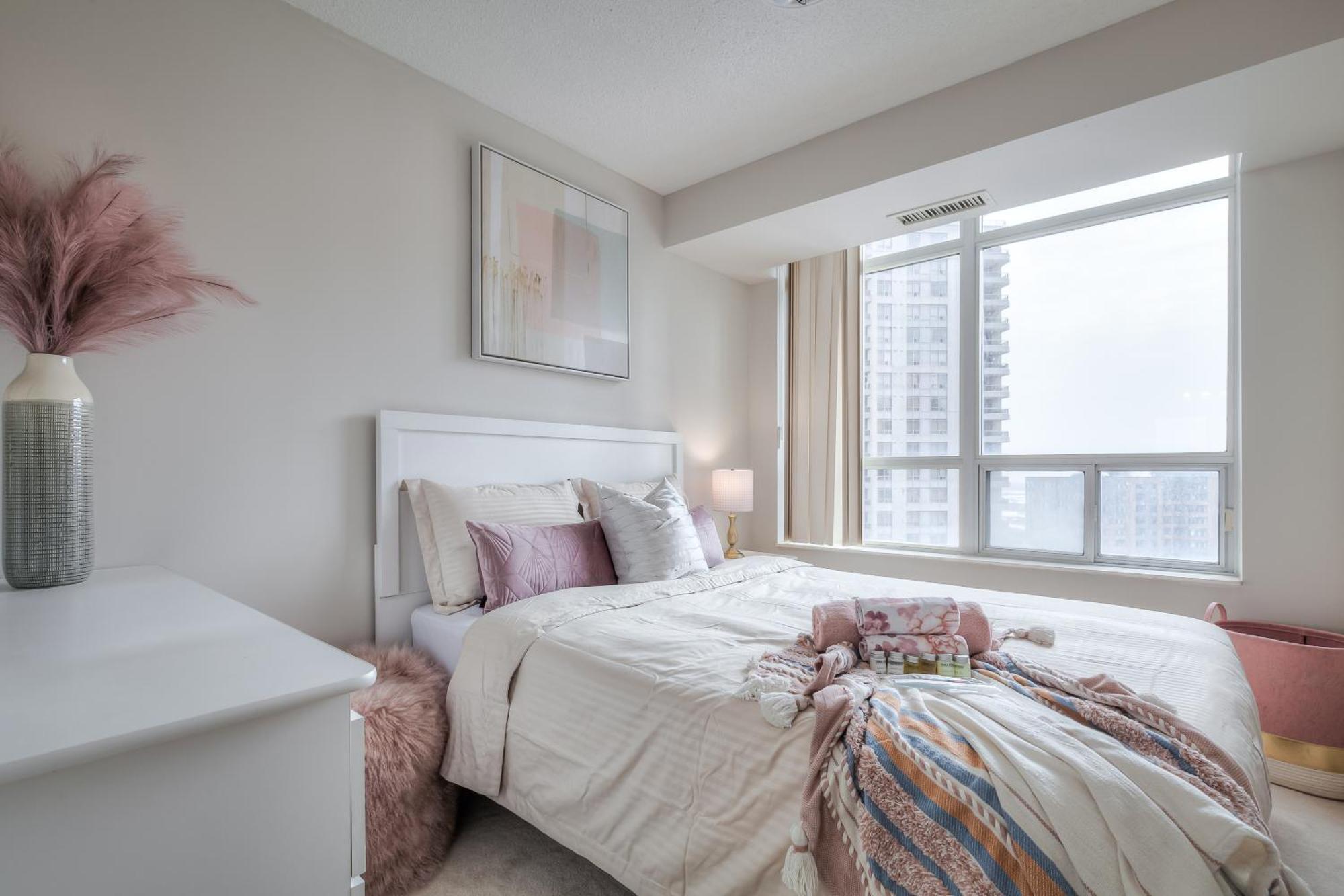 Waterfront Elite Inn มิสซิสซอกา ภายนอก รูปภาพ